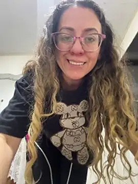 [16 Feb 18:25] Private Show - clip cu miss_hanna07 model videochat