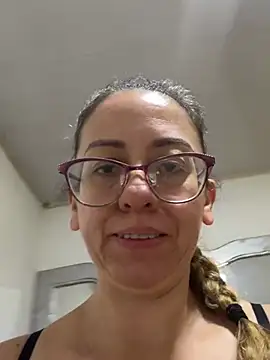 [22 Feb 16:54] Private Show - clip cu miss_hanna07 model videochat