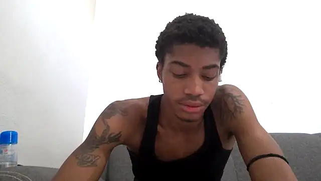 [6 Jun 17:09] Private Show - video di BlackBullTitus modella di cam