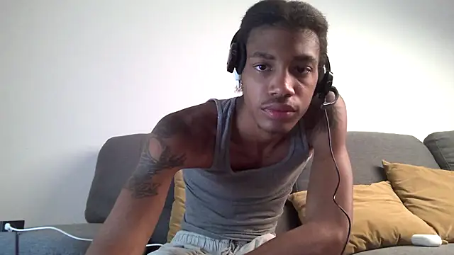 You wanted to see daddy have a wedgie? - video di BlackBullTitus modella di cam