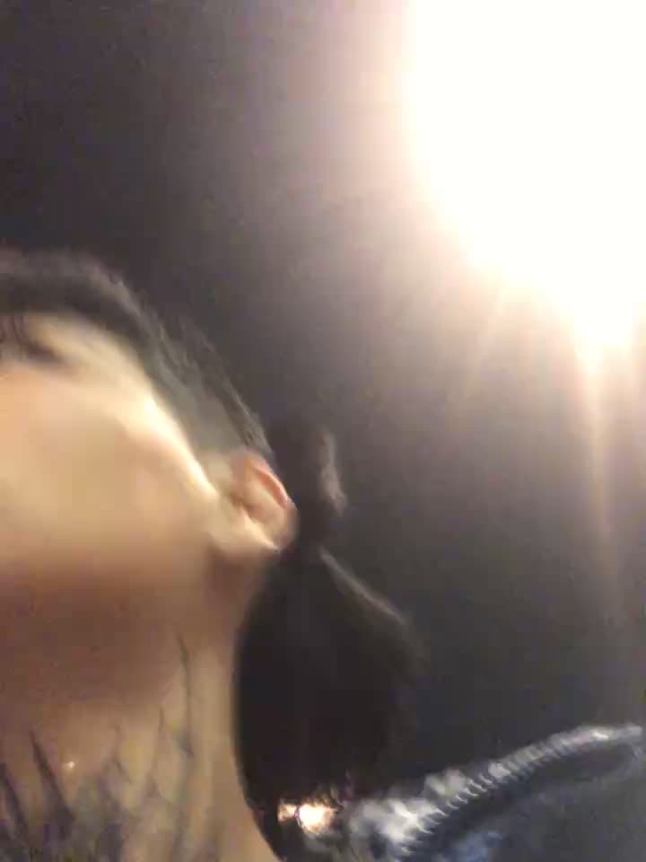 [6 May 20:26] Private Show