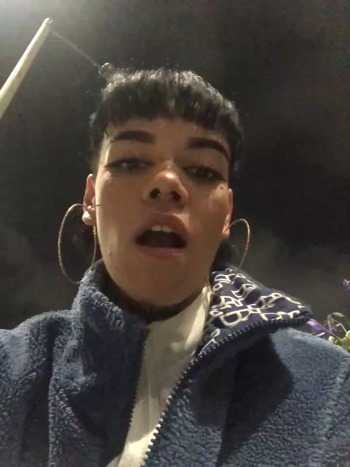 [7 May 19:41] Private Show
