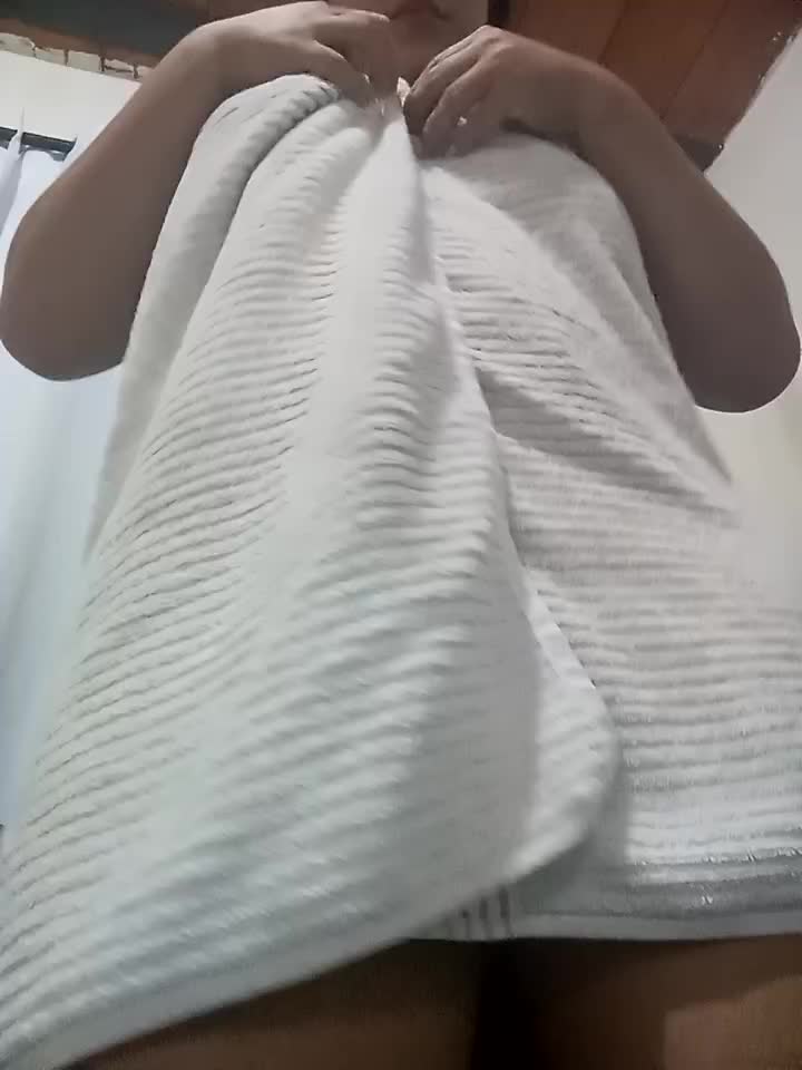 Private Show(towel and naked for you)