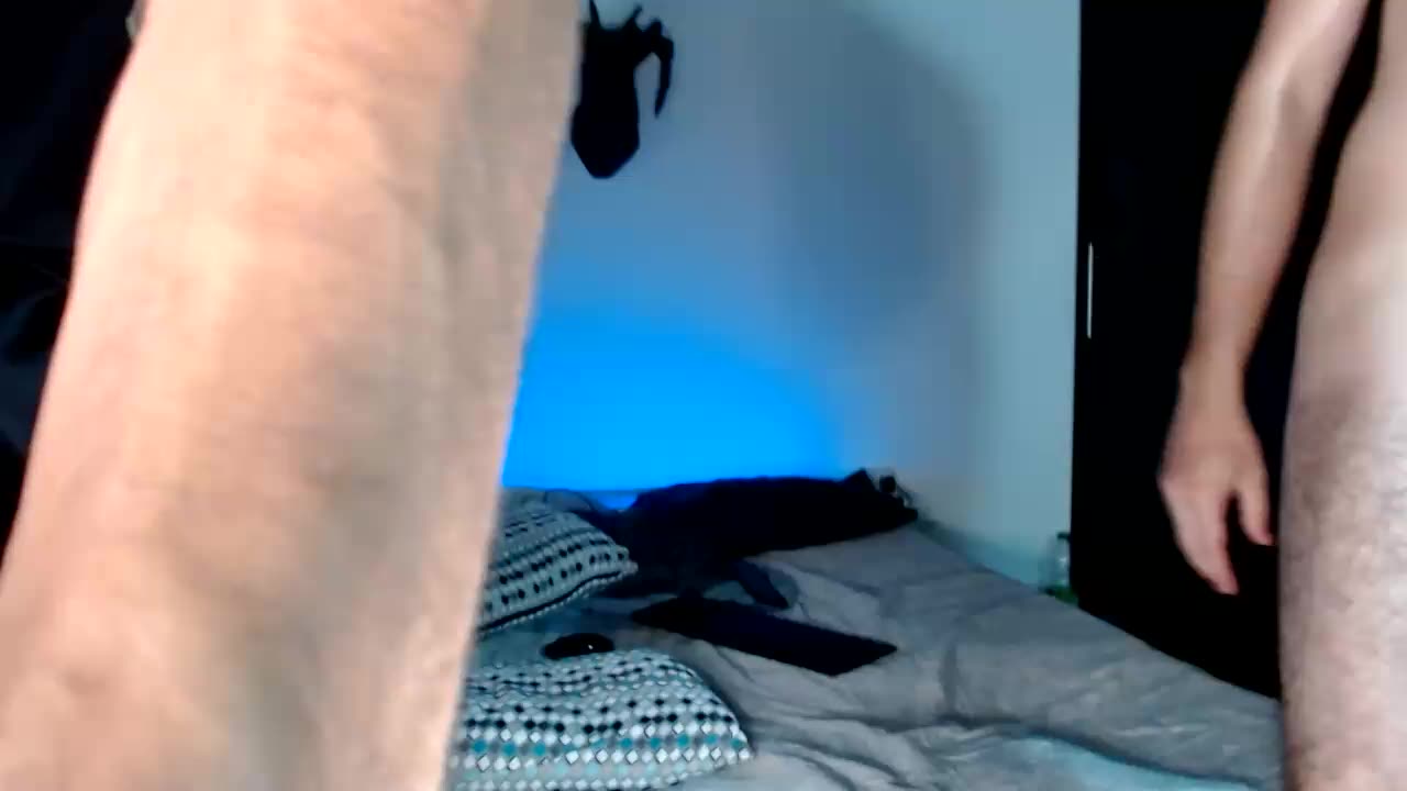 [5 Jun 17:16] JUST KISSING - video by _FRIENDS_ cam model