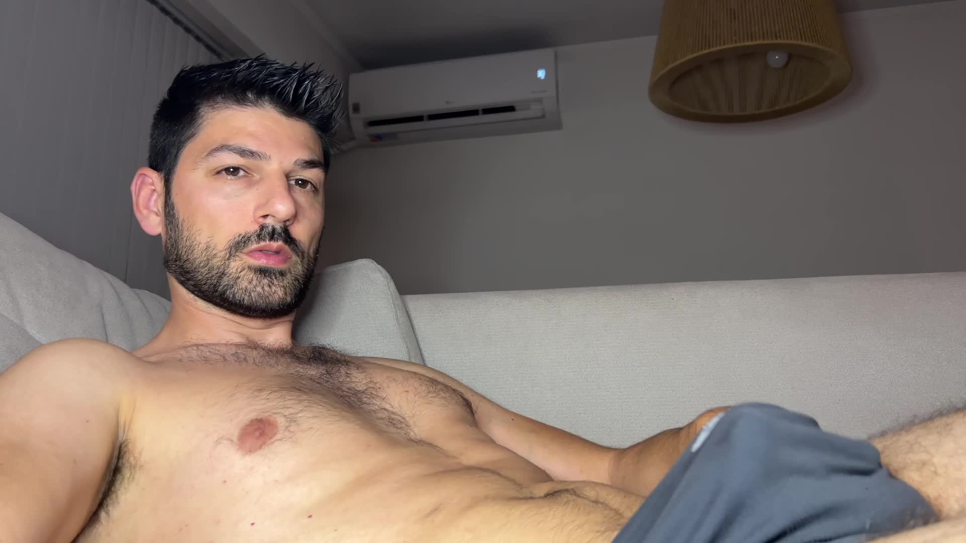 Huge CumShot. 😋 - video by xxSexPrincexx cam model