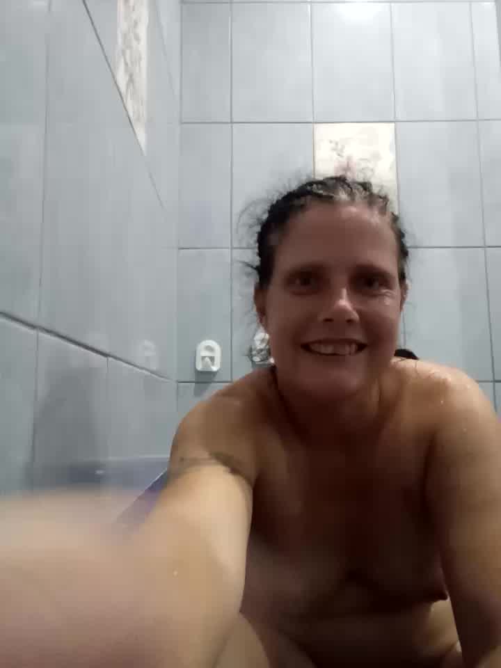 Bath time Private Show