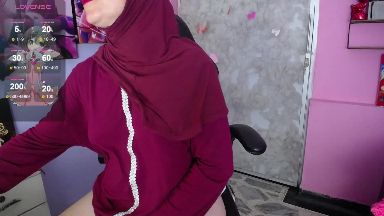 Show naked - video by DalilaKhemur cam model