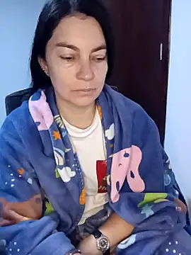 Cold and hot - video oleh renata_hot1 kamera model