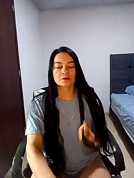 Horny mature # 8 - video oleh renata_hot1 kamera model