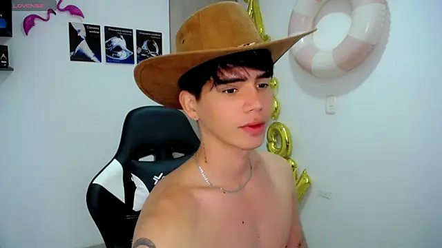 anal - video by Tayson_Rivers cam model