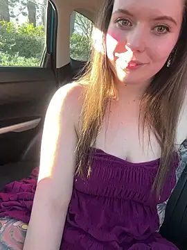 Private Show - sneaky public play - teasing my cunt in the car 🚗 – video od webkamerové modelky Ragdoll131