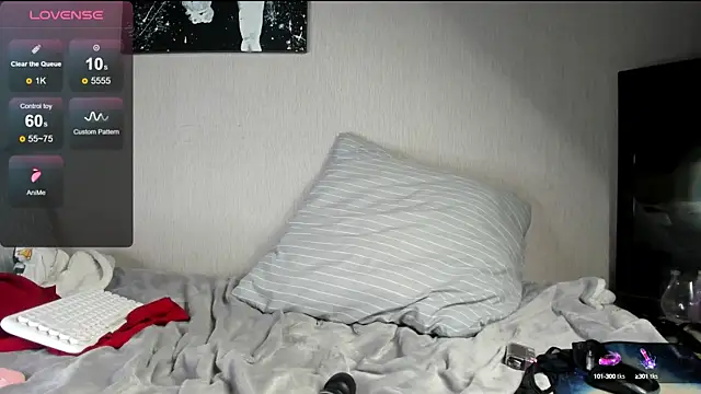 striptease in a fur coat, blowjob a lot of saliva - video by foxy_blond cam model