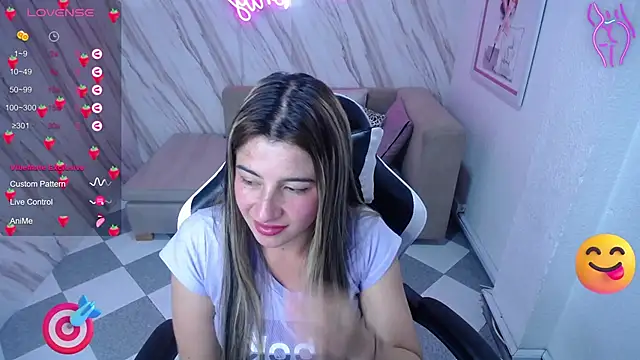 I commit my pantys and then I masturbate with my tits - video by Valerie_b cam model