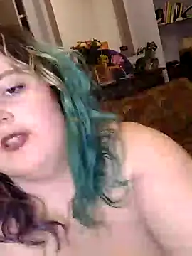 5MIN LESBIAN THREESOME DOUBLE BLOWJOB - video by LadyRochester cam model