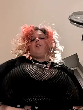 POV FACE SITTING GIANT BBW HAIRY PUSSY BIG ASS - vidéo du modèle de showcams LadyRochester