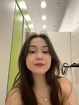 Naughty fingering with ANAL plug in public😈🍩 - video by Peachy_Dream cam model