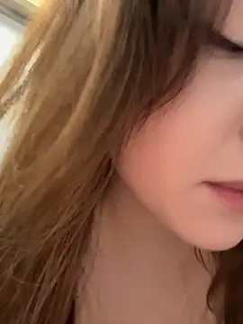 suck stranger's dick in the men's room - video của người mẫu cam Peachy_Dream