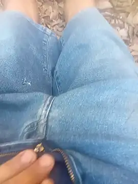 [25 Dec 16:20] Public Show - video của người mẫu cam PauGrandre