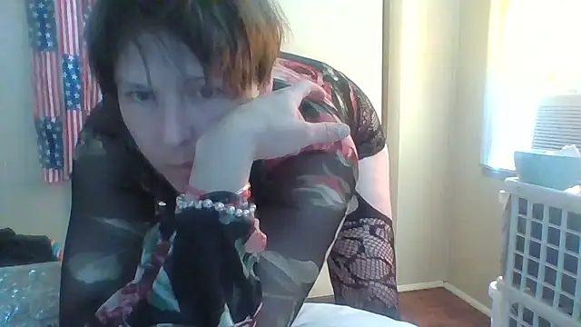 Cheeks - video by CUMFOREVERY1nTitTiES2 cam model