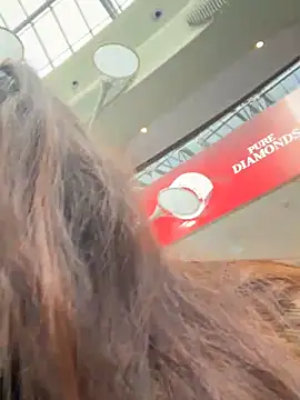 💎 Squirt in Fitting Room & Anal Dildo in Public Toilet 😜💎 - vídeo de la modelo de cam beautydiamond