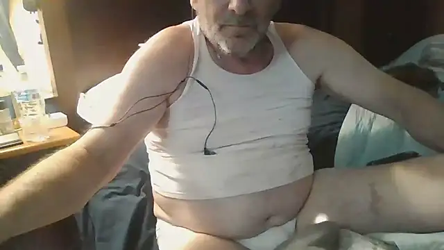watch my sander vibrate my cock to orgasm.