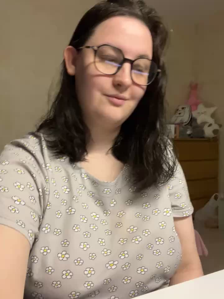 Hungry1bunny's XXX Videos & Recorded Live Shows xHamsterLive