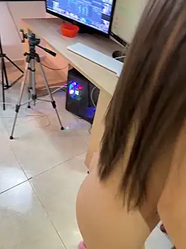 FUCKING BOTH GIRLS OUTSIDE THE ROOM, ON THE OPEN-AIR TERRACE - video by pretty_loly1 cam model