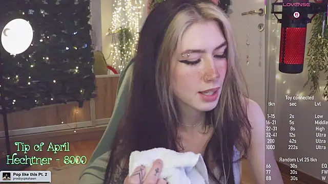 [6 Apr 15:41] Private Show - video by Virtual_Wafu cam model