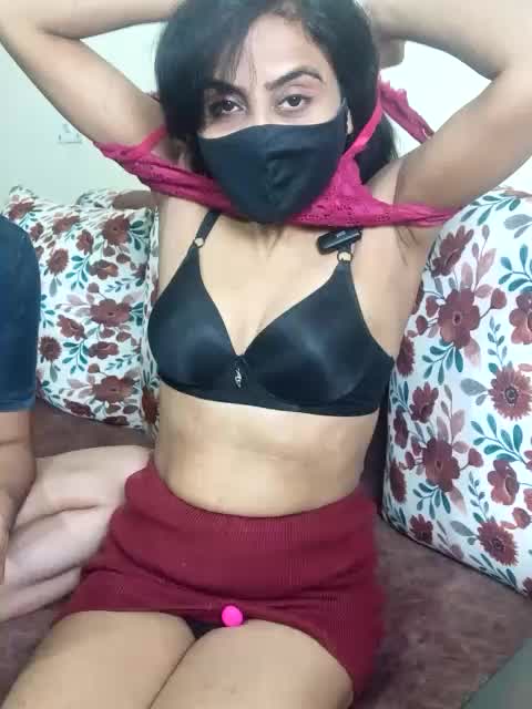 [11 Aug 17:14] Private Show - فيديو من Indian_wife_mona_ موديل الكام