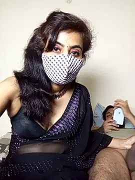 [28 Apr 18:45] Private Show - فيديو من Indian_wife_mona_ موديل الكام