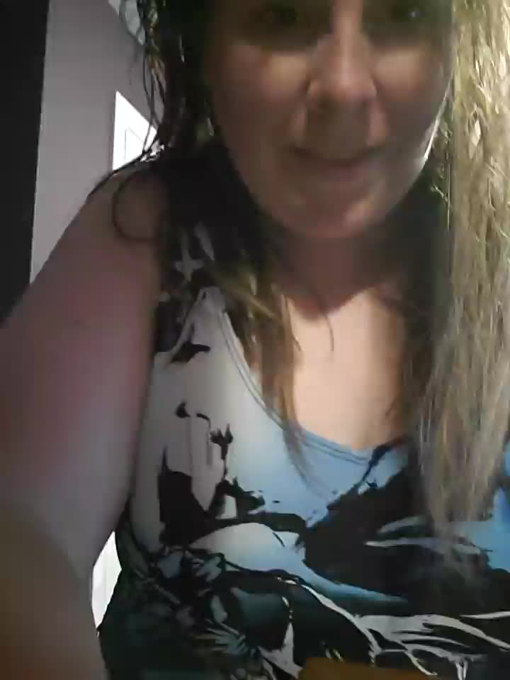 [27 Jun 11:21] Private Show – video af crazycatcass