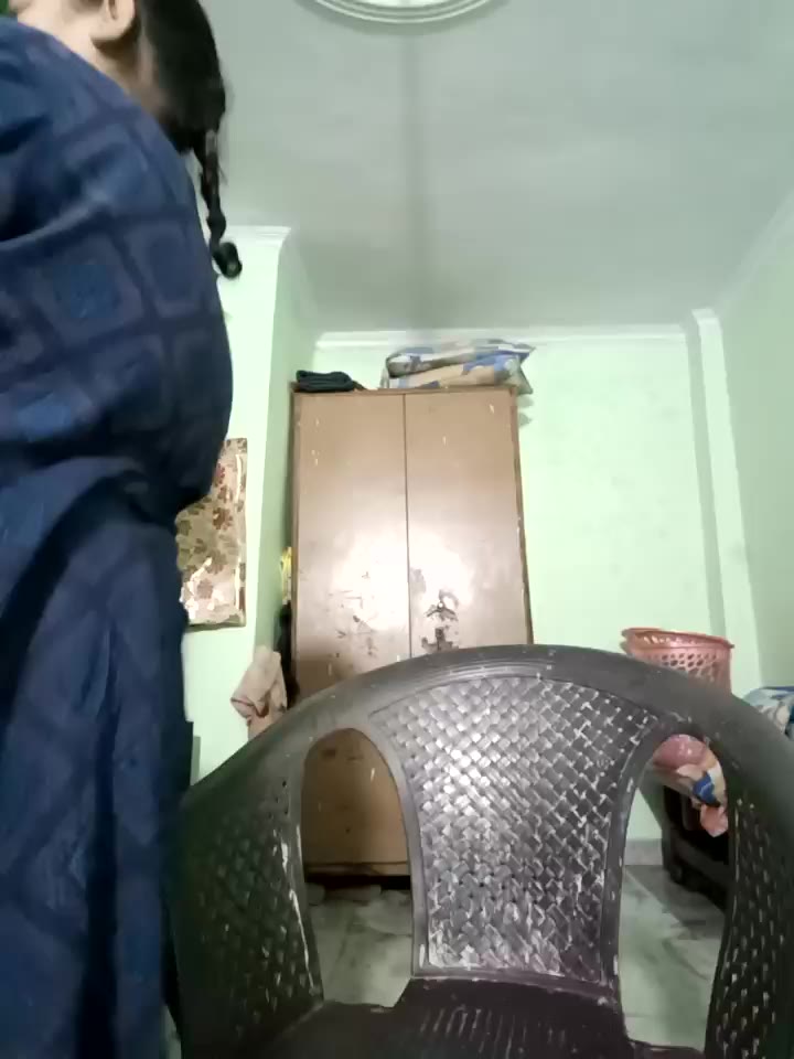 [10 Oct 18:27] Private Show - فيديو من Kavya_kapoor موديل الكام