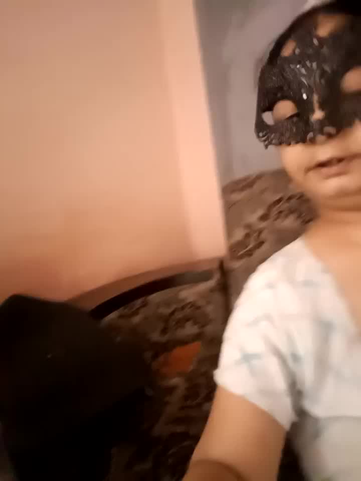 [28 Oct 08:27] Private Show - فيديو من Kavya_kapoor م وديل الكام