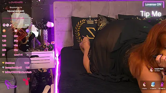 HE wanted to TAKE A LOOK on my puss, not in free chat, tho😎such a GENTLEMAN...or just SELFISH🤣🤭💎 - video by ZoeMesmerize cam model