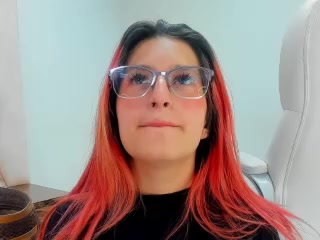 [18 Jun 12:52] Private Show - vídeo de la modelo de cam GiaRoussel