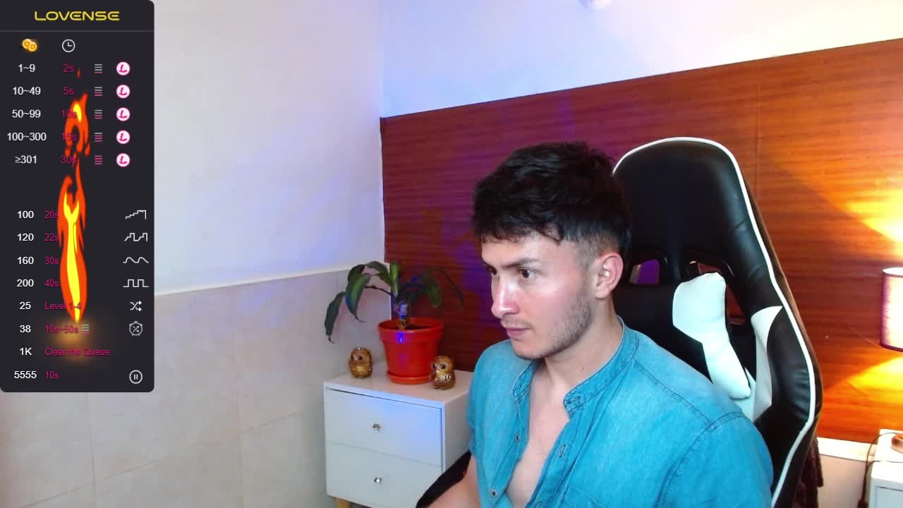 [1 Jun 18:48] Private Show - Vídeo de santyago_taylor, modelo de vídeos