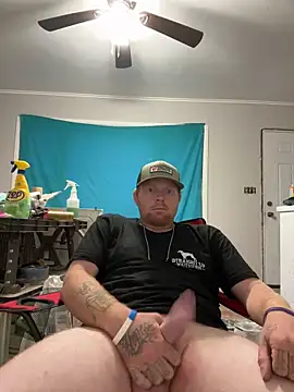 [12 Aug 05:46] Public Show - video by Nakedginger26 cam model