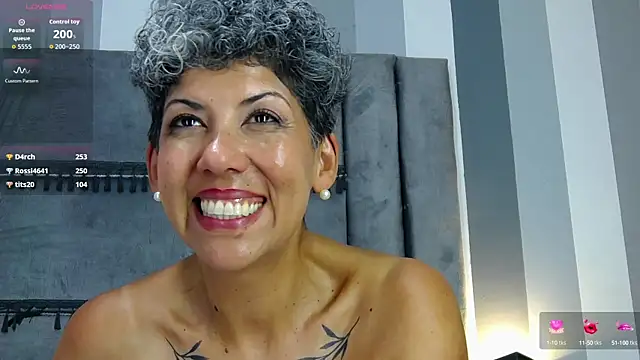 enjoy my ass - video by Julianewell cam model