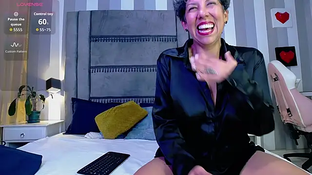 let me suck you — filmik Julianewell, modela(-lki) na kamerkach