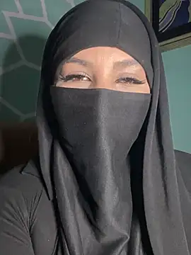 oh kiss me baby - video by Zeynep-Lahsen cam model