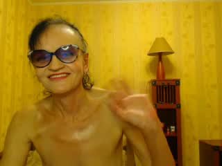 it feels so good to have a dildo in my ass!!! i love it...💋💋🤩🤩🤩👅👅👅 - video di Valentina3859 modella di cam