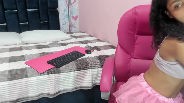 fuckk me delicious - vídeo de la modelo de cam KOURTNEY--