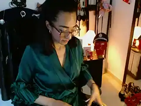 [3 Jun 14:07] Private Show - video by AmelieMartinez cam model