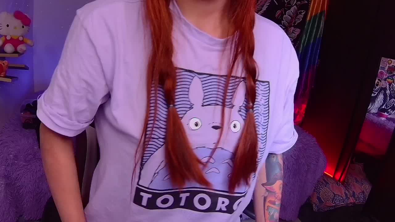 MY FIRST SHOW - video by _vixx555_ cam model