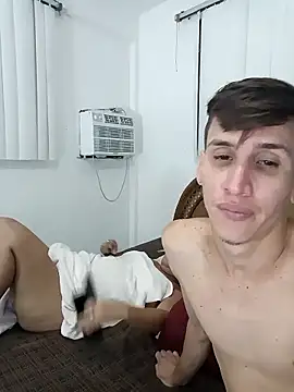 [15 Jan 23:22] Private Show - відео від вебкаммоделі Milfvalesk