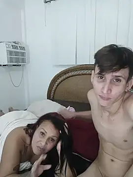 [24 Jan 01:40] Private Show - video av Milfvalesk cam model