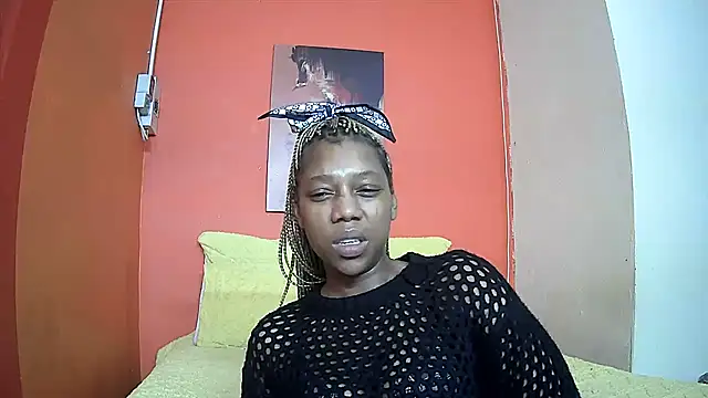 [21 Nov 10:18] Private Show pounding till squirt 🥴💦 - video di Sweet_nicole98 modella di cam