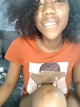 [21 Dec 01:15] Private Show - video di Sweet_nicole98 modella di cam