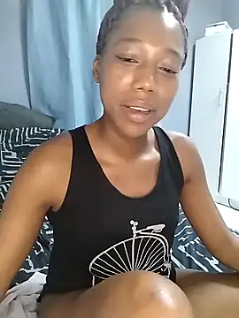 [29 Dec 09:35] Private Show😝 - video di Sweet_nicole98 modella di cam