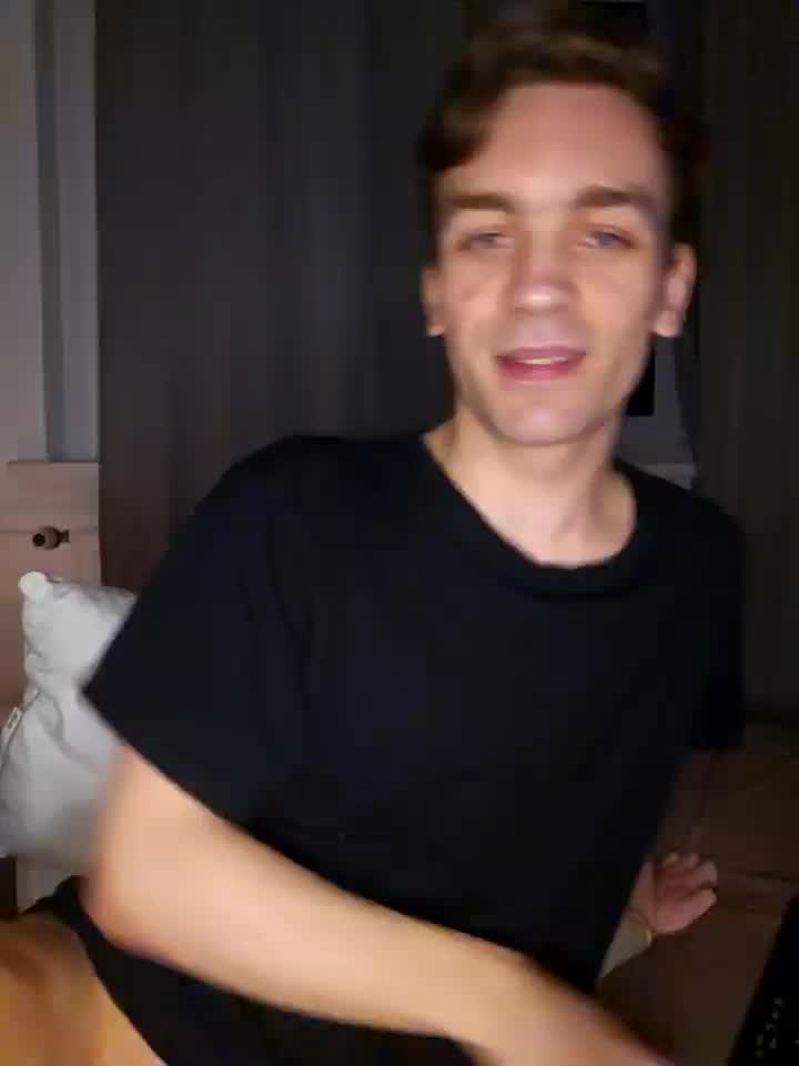 ⭐️🔒Private Show:schön geil auf mein 👕T-Shirt  für ihn gespritzt💦 - nick_subvyx adlı kamera modelinin videosu
